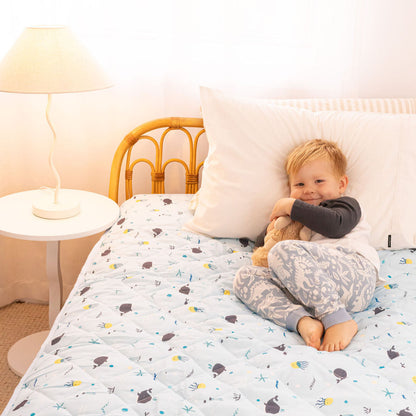 Rudie Baby leakproof fitted sheet corner view - secure fit, waterproof toddler bedding